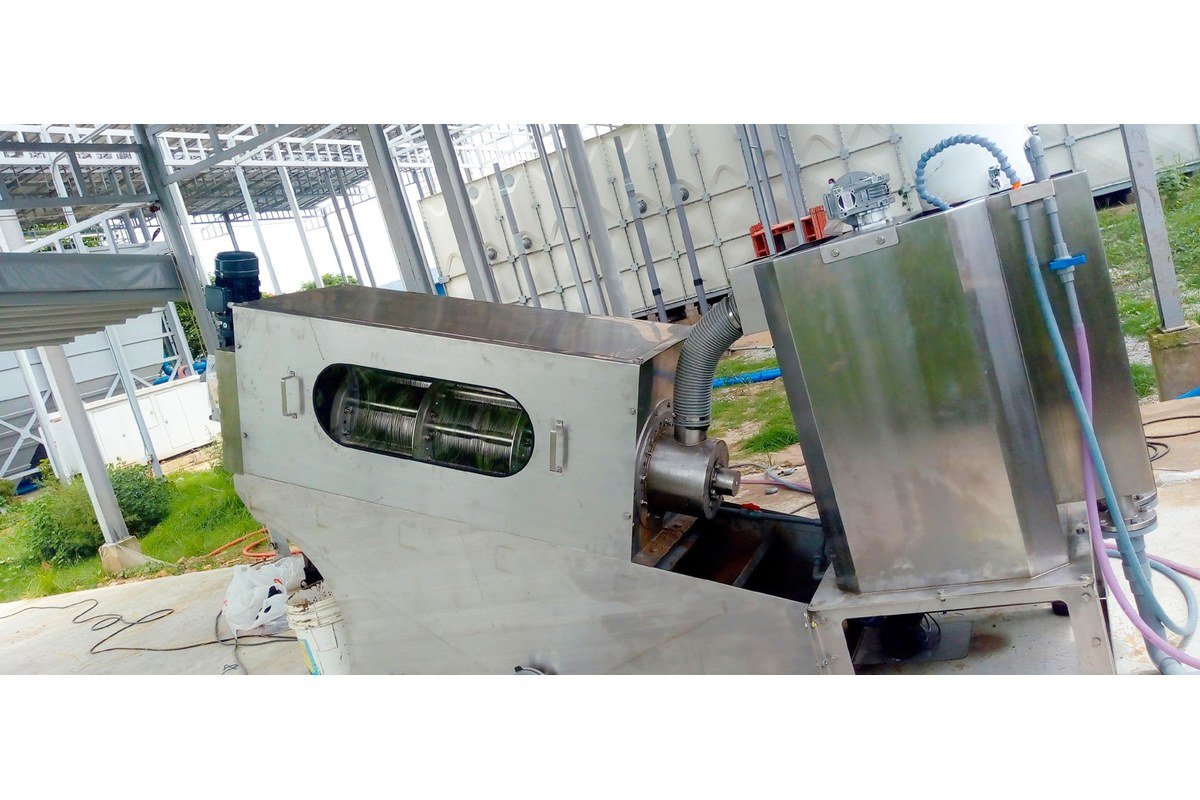 Máy ép bùn tại Công ty Cổ phần Cấp nước Thừa Thiên Huế