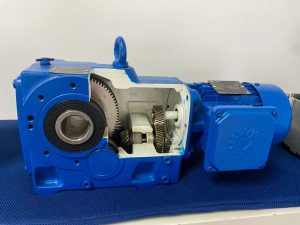 động cơ giảm tốc