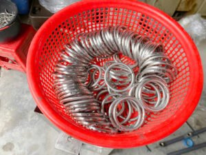 Kích Thước Vòng Xỏ Mũi Bò Chuẩn Cho Bò Việt Nam (Hướng Dẫn Chi Tiết)